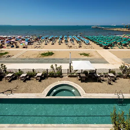 11 게스트하우스 Durrës