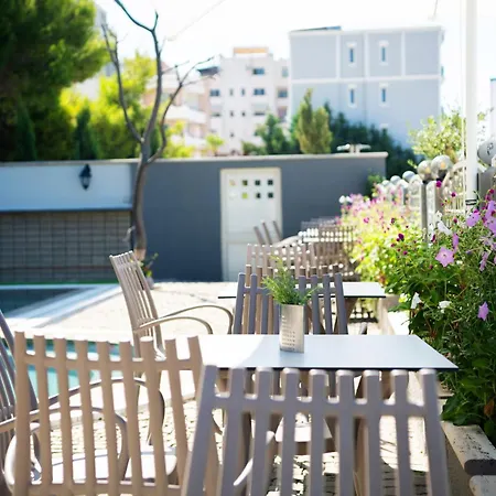 Guest house 11 *